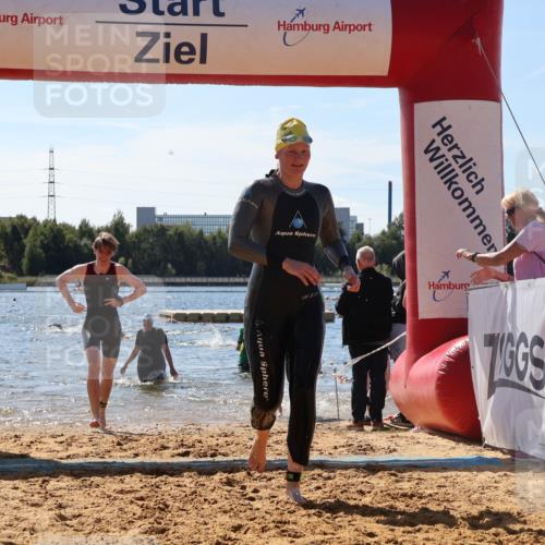 07.09.2025 - 19. Norderstedt Triathlon Luisa Fischer http://msf.ph/oto/8765893 07.09.2025 12:37:05 Schwimmen 313, 321, 333, 343, 804 meine-sportfotos.de