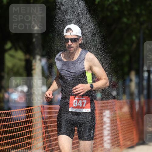 07.09.2025 - 19. Norderstedt Triathlon Michael Strokosch http://msf.ph/oto/8765917 07.09.2025 12:59:59 Laufen 847, 1230, 1235, 1263, 1370 meine-sportfotos.de