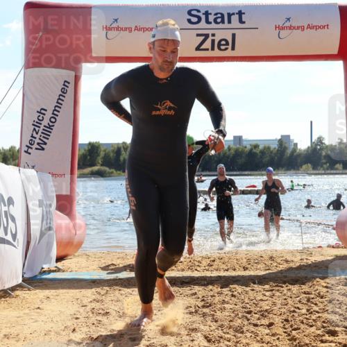 07.09.2025 - 19. Norderstedt Triathlon Luisa Fischer http://msf.ph/oto/8765920 07.09.2025 15:08:49 Schwimmen 894, 918, 1454, 1472 meine-sportfotos.de
