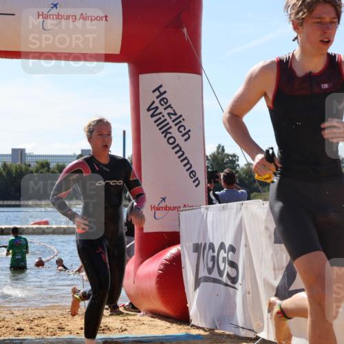07.09.2025 - 19. Norderstedt Triathlon Luisa Fischer http://msf.ph/oto/8765924 07.09.2025 12:37:08 Schwimmen 313, 319, 321, 333, 343, 804 meine-sportfotos.de