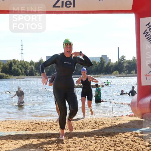 07.09.2025 - 19. Norderstedt Triathlon Luisa Fischer http://msf.ph/oto/8765929 07.09.2025 15:08:51 Schwimmen 894, 918, 1454, 1472 meine-sportfotos.de