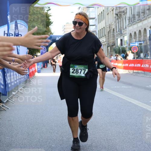 07.09.2025 - BARMER Alsterlauf Strokosch-Dieckow http://msf.ph/oto/8765933 07.09.2025 10:29:32 Ziel 3950 meine-sportfotos.de