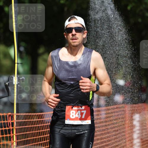 07.09.2025 - 19. Norderstedt Triathlon Michael Strokosch http://msf.ph/oto/8765941 07.09.2025 12:59:59 Laufen 847, 1230, 1235, 1263, 1370 meine-sportfotos.de