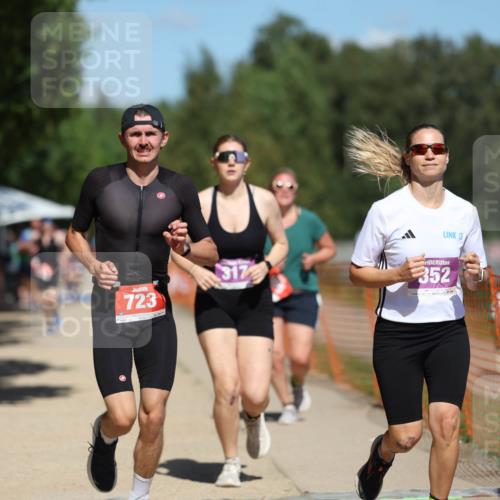 07.09.2025 - 19. Norderstedt Triathlon Michael Strokosch http://msf.ph/oto/8765954 07.09.2025 13:21:17 Laufen 240, 305, 317, 352, 723, 1360 meine-sportfotos.de