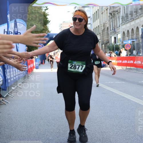 07.09.2025 - BARMER Alsterlauf Strokosch-Dieckow http://msf.ph/oto/8765956 07.09.2025 10:29:32 Ziel 3950 meine-sportfotos.de
