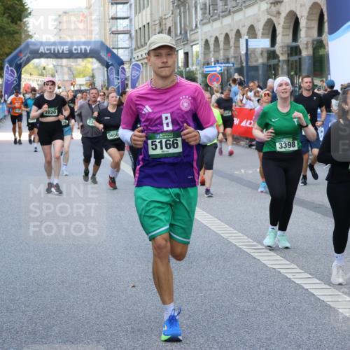 07.09.2025 - BARMER Alsterlauf Strokosch-Dieckow http://msf.ph/oto/8765957 07.09.2025 10:11:54 Ziel 2128, 2200, 2331, 2942, 2995, 3302, 3444, 3445, 3446, 3471, 3990, 4101, 4413, 4518, 4519, 4561, 4694, 4829, 4899, 5410, 5492, 5630, 5638, 6126, 6199, 6200, 6310, 6323, 8181, 8182, 8228, 8229, 8498 meine-sportfotos.de