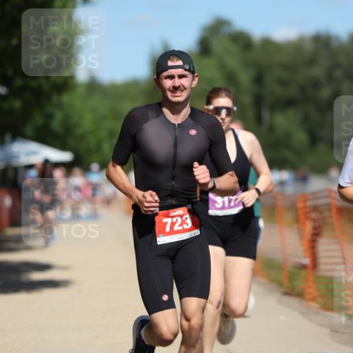 07.09.2025 - 19. Norderstedt Triathlon Michael Strokosch http://msf.ph/oto/8765972 07.09.2025 13:21:18 Laufen 240, 305, 317, 352, 723, 1360 meine-sportfotos.de
