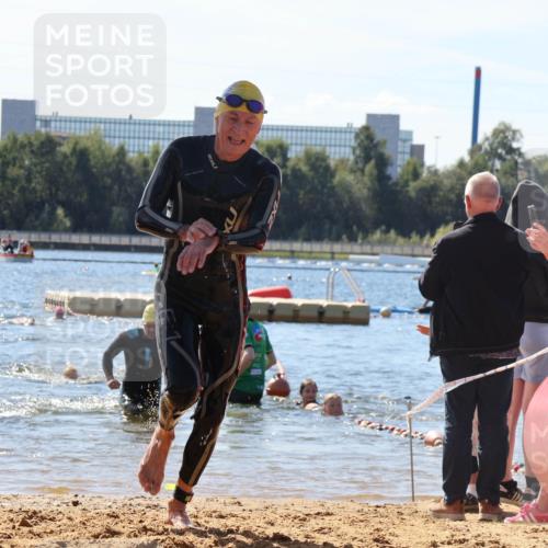 07.09.2025 - 19. Norderstedt Triathlon Luisa Fischer http://msf.ph/oto/8765984 07.09.2025 12:37:29 Schwimmen 338 meine-sportfotos.de