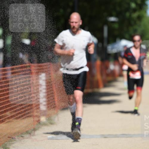07.09.2025 - 19. Norderstedt Triathlon Michael Strokosch http://msf.ph/oto/8766002 07.09.2025 13:00:02 Laufen 847, 858, 1230, 1235, 1263, 1370 meine-sportfotos.de