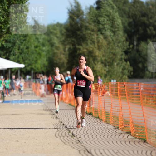 07.09.2025 - 19. Norderstedt Triathlon Michael Strokosch http://msf.ph/oto/8766010 07.09.2025 10:49:47 Laufen 664, 1118 meine-sportfotos.de