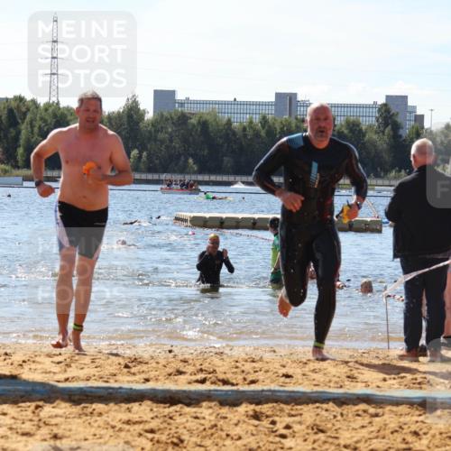 07.09.2025 - 19. Norderstedt Triathlon Luisa Fischer http://msf.ph/oto/8766021 07.09.2025 12:37:35 Schwimmen 338, 347, 360 meine-sportfotos.de