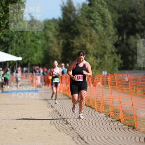 07.09.2025 - 19. Norderstedt Triathlon Michael Strokosch http://msf.ph/oto/8766027 07.09.2025 10:49:47 Laufen 664, 1118 meine-sportfotos.de