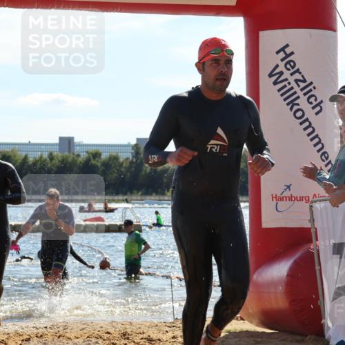 07.09.2025 - 19. Norderstedt Triathlon Luisa Fischer http://msf.ph/oto/8766056 07.09.2025 15:09:24 Schwimmen 384, 406, 893, 1442, 1476, 1524 meine-sportfotos.de