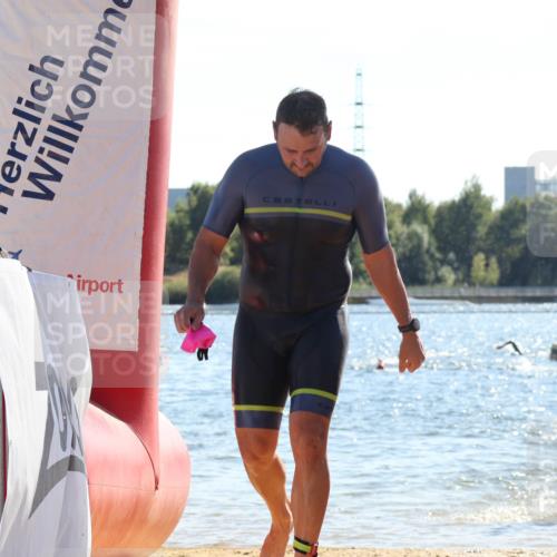 07.09.2025 - 19. Norderstedt Triathlon Luisa Fischer http://msf.ph/oto/8766093 07.09.2025 15:09:29 Schwimmen 384, 406, 429, 893, 1442, 1476, 1524 meine-sportfotos.de