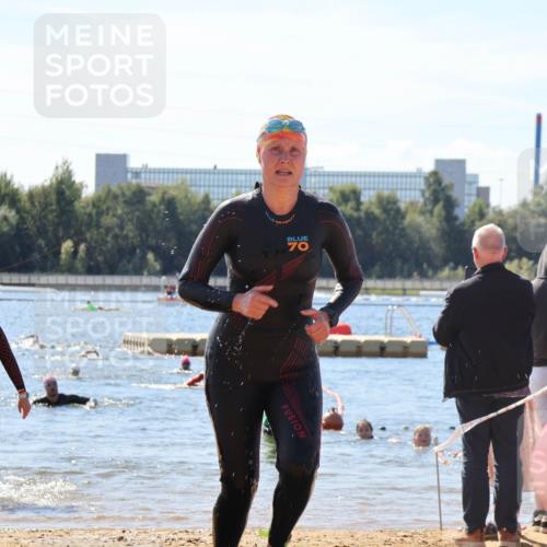 07.09.2025 - 19. Norderstedt Triathlon Luisa Fischer http://msf.ph/oto/8766098 07.09.2025 12:37:45 Schwimmen 341, 347, 358, 360 meine-sportfotos.de