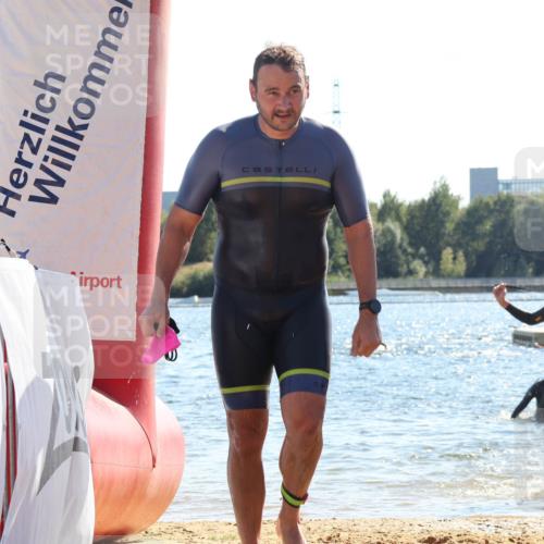 07.09.2025 - 19. Norderstedt Triathlon Luisa Fischer http://msf.ph/oto/8766100 07.09.2025 15:09:30 Schwimmen 384, 406, 429, 893, 1442, 1476, 1524 meine-sportfotos.de