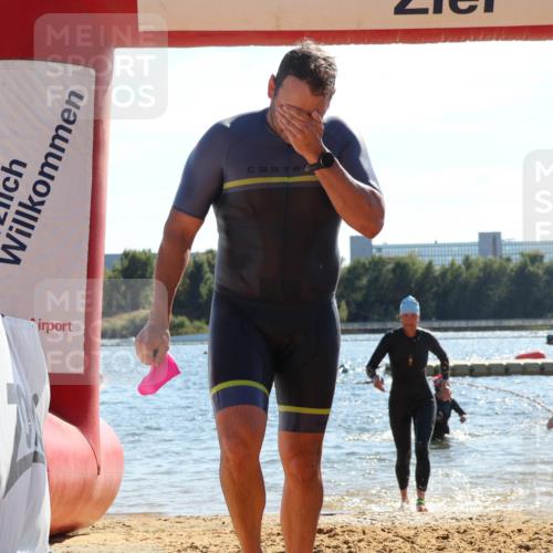 07.09.2025 - 19. Norderstedt Triathlon Luisa Fischer http://msf.ph/oto/8766114 07.09.2025 15:09:31 Schwimmen 384, 429, 893, 1442, 1476 meine-sportfotos.de