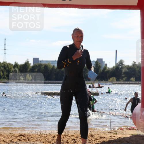 07.09.2025 - 19. Norderstedt Triathlon Luisa Fischer http://msf.ph/oto/8766134 07.09.2025 15:09:35 Schwimmen 384, 429, 893, 1442, 1476 meine-sportfotos.de