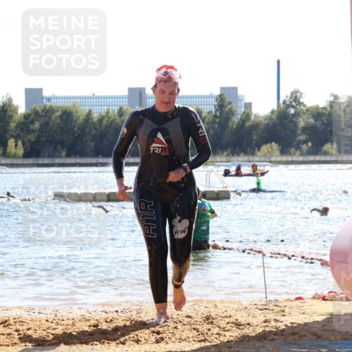 07.09.2025 - 19. Norderstedt Triathlon Luisa Fischer http://msf.ph/oto/8766180 07.09.2025 15:09:41 Schwimmen 429, 934, 1476 meine-sportfotos.de