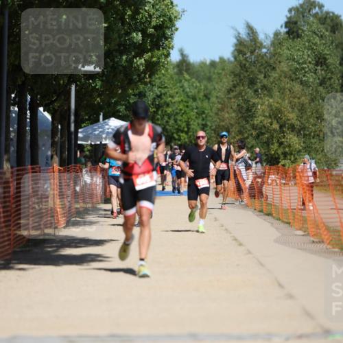 07.09.2025 - 19. Norderstedt Triathlon Michael Strokosch http://msf.ph/oto/8766205 07.09.2025 13:00:12 Laufen 695, 858, 1247, 1342 meine-sportfotos.de
