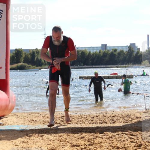 07.09.2025 - 19. Norderstedt Triathlon Luisa Fischer http://msf.ph/oto/8766259 07.09.2025 15:10:17 Schwimmen 421 meine-sportfotos.de