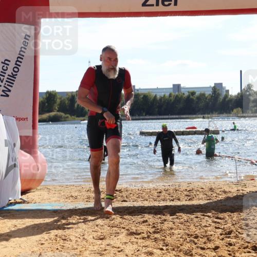 07.09.2025 - 19. Norderstedt Triathlon Luisa Fischer http://msf.ph/oto/8766264 07.09.2025 15:10:18 Schwimmen 421 meine-sportfotos.de
