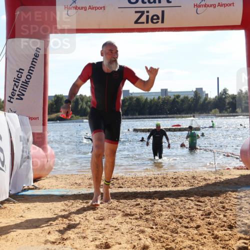 07.09.2025 - 19. Norderstedt Triathlon Luisa Fischer http://msf.ph/oto/8766267 07.09.2025 15:10:18 Schwimmen 421 meine-sportfotos.de
