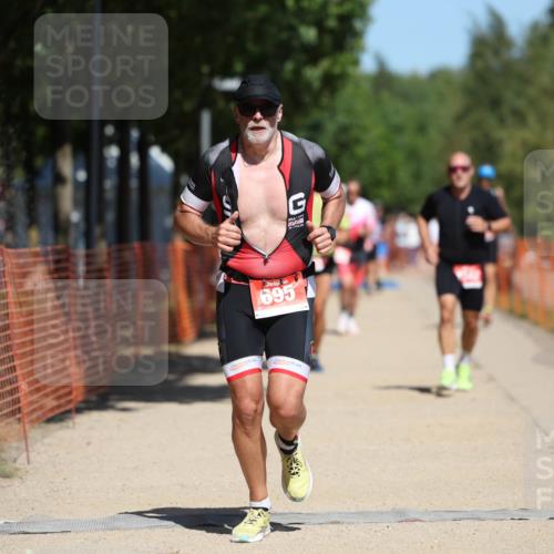 07.09.2025 - 19. Norderstedt Triathlon Michael Strokosch http://msf.ph/oto/8766291 07.09.2025 13:00:14 Laufen 695, 858, 1247, 1342 meine-sportfotos.de