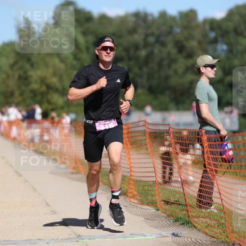 07.09.2025 - 19. Norderstedt Triathlon Michael Strokosch http://msf.ph/oto/8766297 07.09.2025 13:21:35 Laufen 220, 249, 301, 318, 338, 1298 meine-sportfotos.de