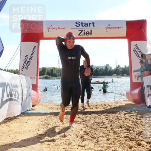 07.09.2025 - 19. Norderstedt Triathlon Luisa Fischer http://msf.ph/oto/8766352 07.09.2025 15:10:29 Schwimmen 380, 421, 1515 meine-sportfotos.de