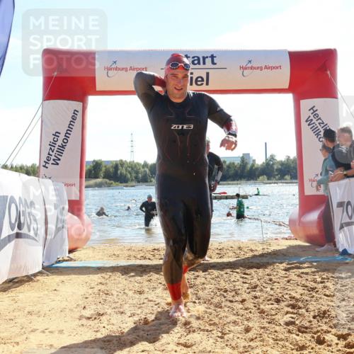 07.09.2025 - 19. Norderstedt Triathlon Luisa Fischer http://msf.ph/oto/8766356 07.09.2025 15:10:29 Schwimmen 380, 421, 1515 meine-sportfotos.de