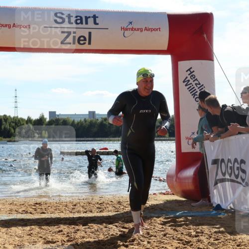 07.09.2025 - 19. Norderstedt Triathlon Luisa Fischer http://msf.ph/oto/8766359 07.09.2025 15:10:31 Schwimmen 380, 418, 929, 1515 meine-sportfotos.de