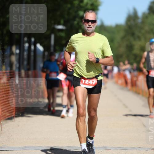 07.09.2025 - 19. Norderstedt Triathlon Michael Strokosch http://msf.ph/oto/8766386 07.09.2025 13:00:19 Laufen 695, 820, 1247, 1252, 1322, 1338, 1342 meine-sportfotos.de