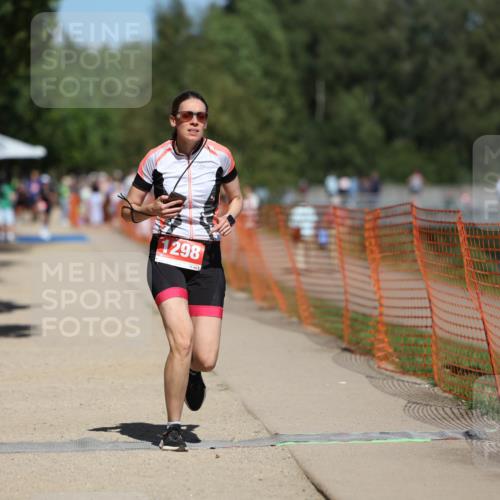 07.09.2025 - 19. Norderstedt Triathlon Michael Strokosch http://msf.ph/oto/8766393 07.09.2025 13:21:40 Laufen 194, 249, 301, 318, 1298 meine-sportfotos.de