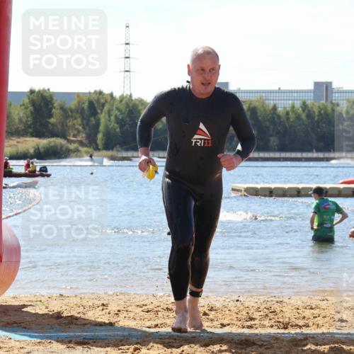 07.09.2025 - 19. Norderstedt Triathlon Luisa Fischer http://msf.ph/oto/8766404 07.09.2025 12:39:31 Schwimmen 322 meine-sportfotos.de