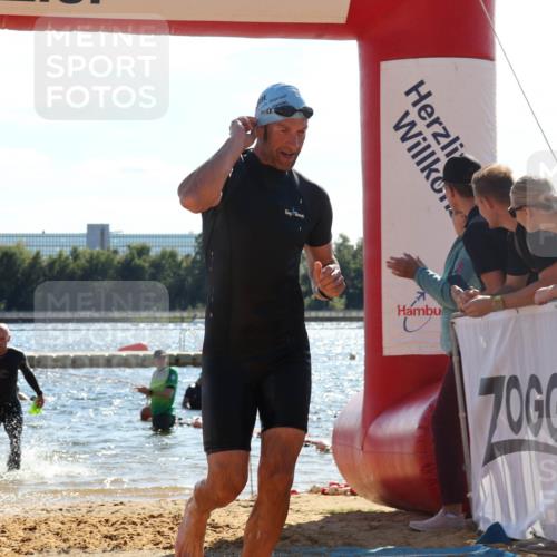 07.09.2025 - 19. Norderstedt Triathlon Luisa Fischer http://msf.ph/oto/8766416 07.09.2025 15:10:42 Schwimmen 383, 405, 418, 929, 1420, 1443 meine-sportfotos.de