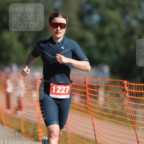 07.09.2025 - 19. Norderstedt Triathlon Michael Strokosch http://msf.ph/oto/8766421 07.09.2025 11:33:55 Laufen 1227 meine-sportfotos.de