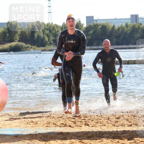 07.09.2025 - 19. Norderstedt Triathlon Luisa Fischer http://msf.ph/oto/8766427 07.09.2025 15:10:44 Schwimmen 383, 405, 418, 929, 1420, 1443 meine-sportfotos.de