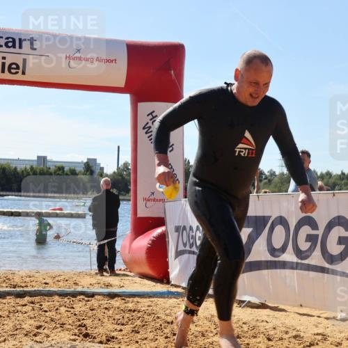 07.09.2025 - 19. Norderstedt Triathlon Luisa Fischer http://msf.ph/oto/8766428 07.09.2025 12:39:33 Schwimmen 322 meine-sportfotos.de