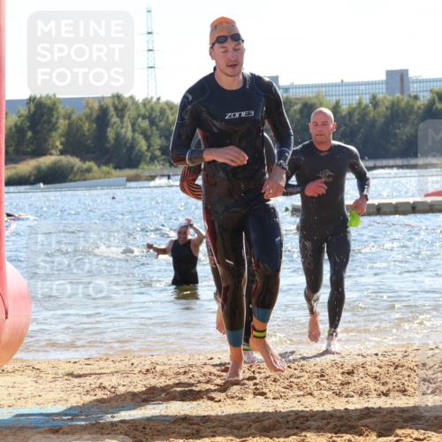 07.09.2025 - 19. Norderstedt Triathlon Luisa Fischer http://msf.ph/oto/8766436 07.09.2025 15:10:45 Schwimmen 383, 405, 418, 929, 1420, 1443 meine-sportfotos.de