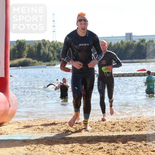 07.09.2025 - 19. Norderstedt Triathlon Luisa Fischer http://msf.ph/oto/8766440 07.09.2025 15:10:45 Schwimmen 383, 405, 418, 929, 1420, 1443 meine-sportfotos.de