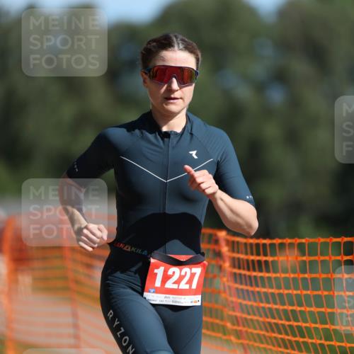 07.09.2025 - 19. Norderstedt Triathlon Michael Strokosch http://msf.ph/oto/8766442 07.09.2025 11:33:56 Laufen 1227 meine-sportfotos.de