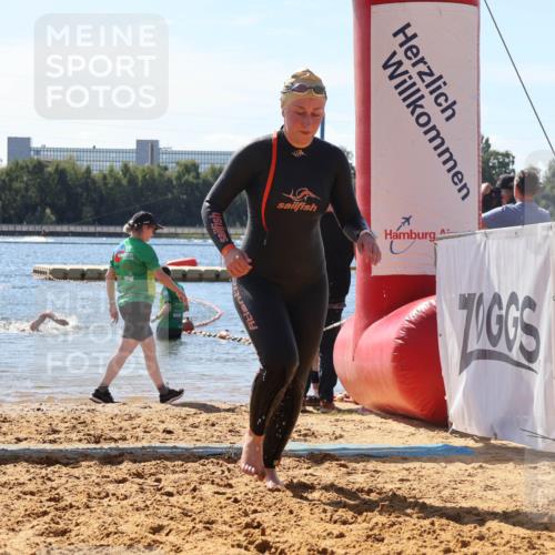 07.09.2025 - 19. Norderstedt Triathlon Luisa Fischer http://msf.ph/oto/8766466 07.09.2025 12:39:44 Schwimmen 336 meine-sportfotos.de