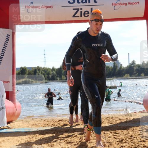 07.09.2025 - 19. Norderstedt Triathlon Luisa Fischer http://msf.ph/oto/8766470 07.09.2025 15:10:47 Schwimmen 383, 405, 418, 886, 929, 1420, 1443 meine-sportfotos.de