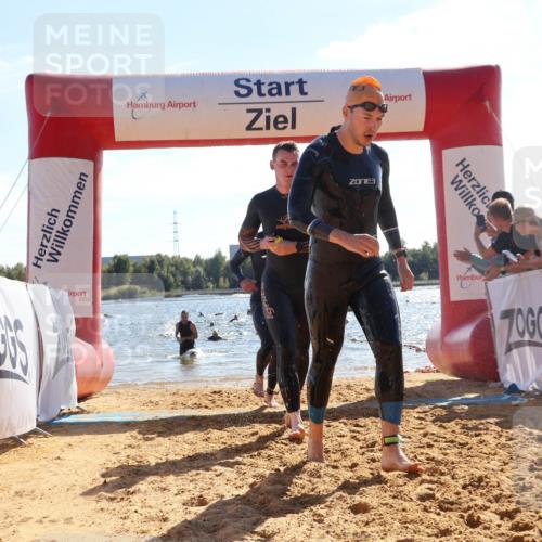 07.09.2025 - 19. Norderstedt Triathlon Luisa Fischer http://msf.ph/oto/8766473 07.09.2025 15:10:47 Schwimmen 383, 405, 418, 886, 929, 1420, 1443 meine-sportfotos.de