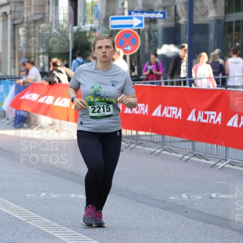 07.09.2025 - BARMER Alsterlauf Strokosch-Dieckow http://msf.ph/oto/8766484 07.09.2025 10:29:50 Ziel 4126 meine-sportfotos.de