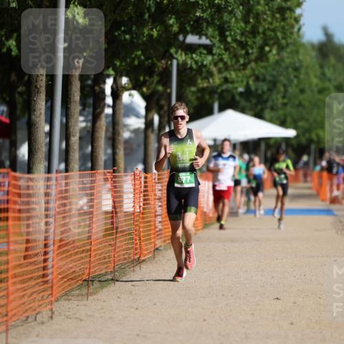 07.09.2025 - 19. Norderstedt Triathlon Michael Strokosch http://msf.ph/oto/8766496 07.09.2025 10:50:18 Laufen 677 meine-sportfotos.de