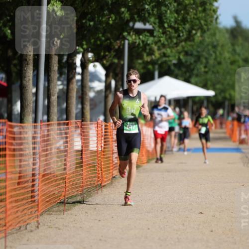 07.09.2025 - 19. Norderstedt Triathlon Michael Strokosch http://msf.ph/oto/8766501 07.09.2025 10:50:18 Laufen 677 meine-sportfotos.de