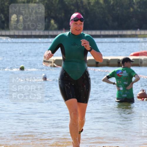 07.09.2025 - 19. Norderstedt Triathlon Luisa Fischer http://msf.ph/oto/8766534 07.09.2025 12:40:02 Schwimmen 337, 349 meine-sportfotos.de