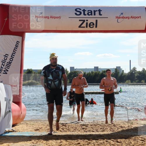 07.09.2025 - 19. Norderstedt Triathlon Luisa Fischer http://msf.ph/oto/8766551 07.09.2025 15:11:19 Schwimmen 378, 409, 890, 924, 1423, 1444, 1464 meine-sportfotos.de